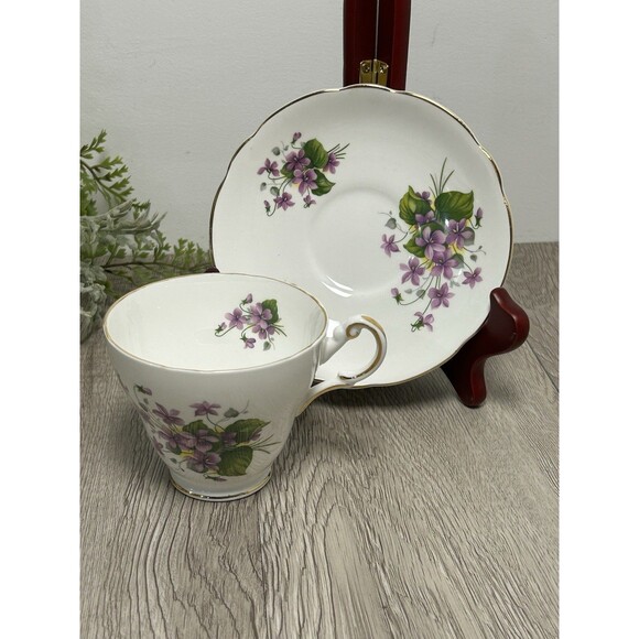 Vintage Regency English Bone China Teacup & Saucer Purple Flowers Gold Trim - Picture 1 of 8
